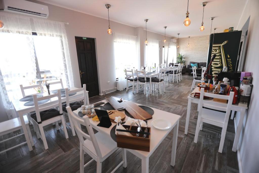 Resedinta Printeselor Hotel Vadu Bagian luar foto